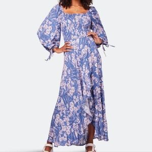 Elegant Long Sleeve Floral maxi Dress in Blue and White & lavender.